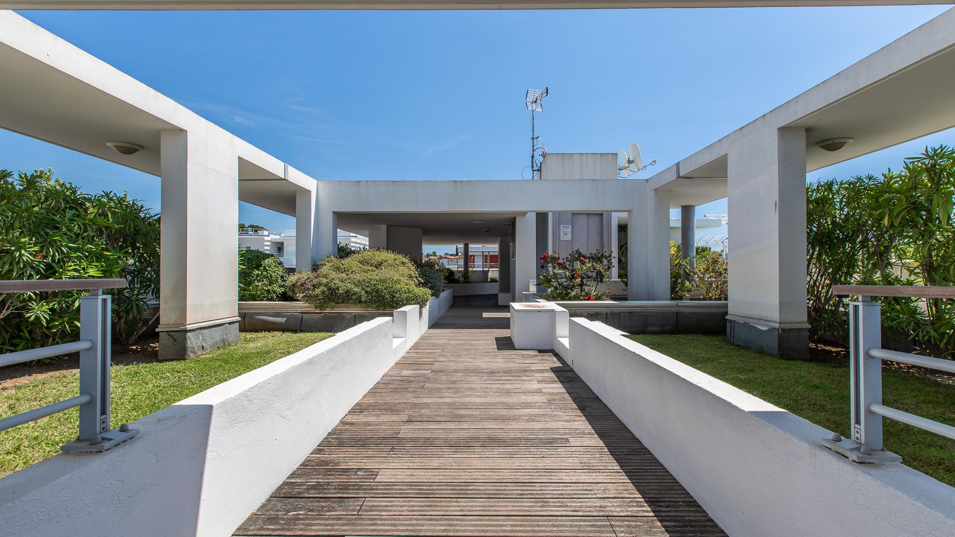 Vacanceole - Residence Le Crystal Cagnes-sur-Mer Exterior foto
